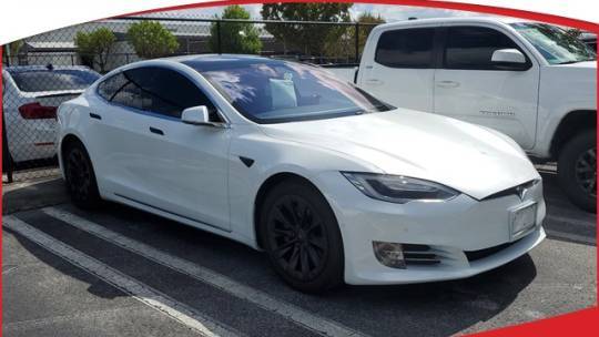 2017 Tesla Model S 5YJSA1E13HF214197