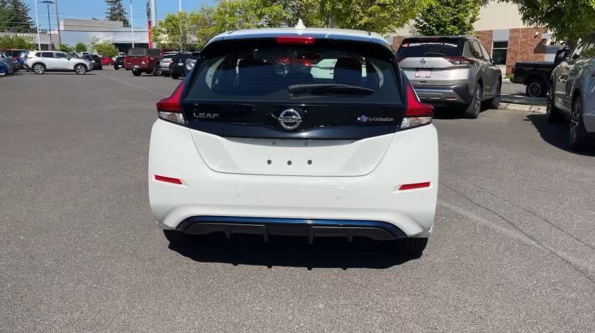 2021 Nissan LEAF 1N4AZ1BV4MC550675