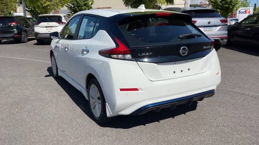 2021 Nissan LEAF 1N4AZ1BV4MC550675