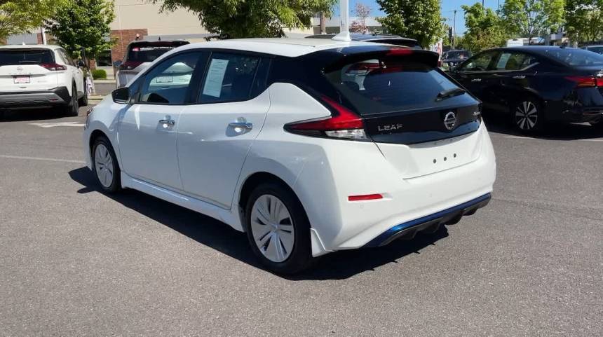 2021 Nissan LEAF 1N4AZ1BV4MC550675