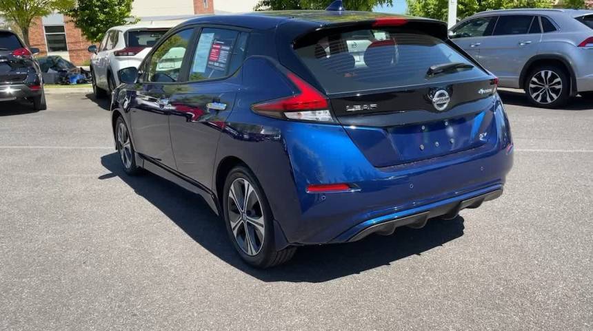 2022 Nissan LEAF 1N4AZ1CV1NC558328