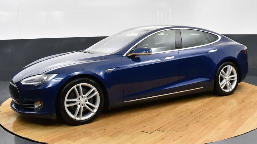 2015 Tesla Model S 5YJSA1H2XFF085795