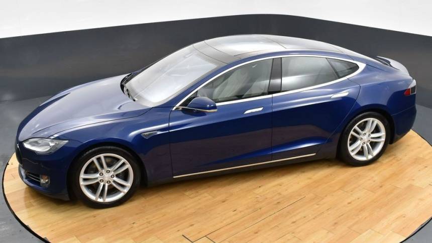 2015 Tesla Model S 5YJSA1H2XFF085795