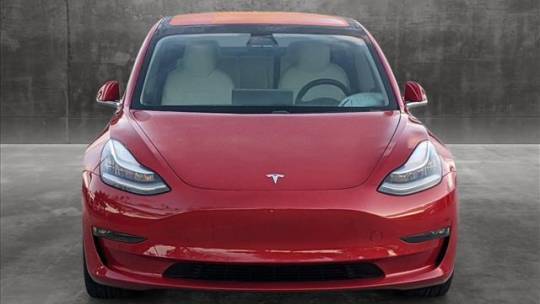 2018 Tesla Model 3 5YJ3E1EAXJF155700