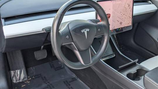 2018 Tesla Model 3 5YJ3E1EAXJF155700