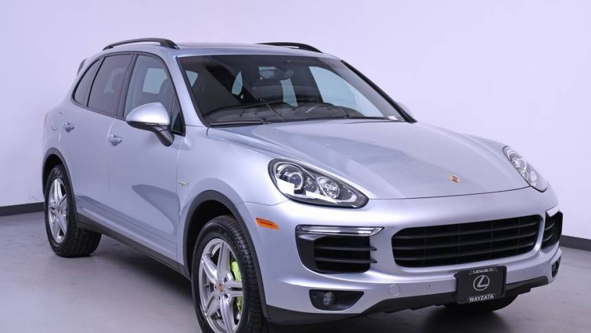 2016 Porsche Cayenne WP1AE2A23GLA60525