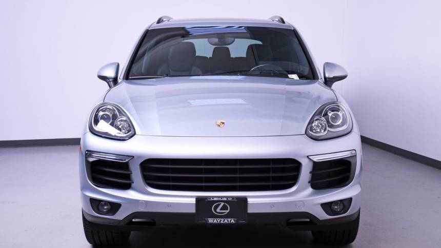 2016 Porsche Cayenne WP1AE2A23GLA60525