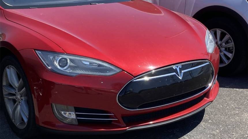 2014 Tesla Model S 5YJSA1H19EFP36582