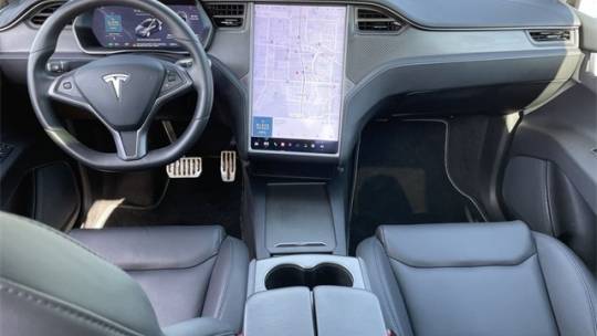 2020 Tesla Model X 5YJXCDE47LF296438