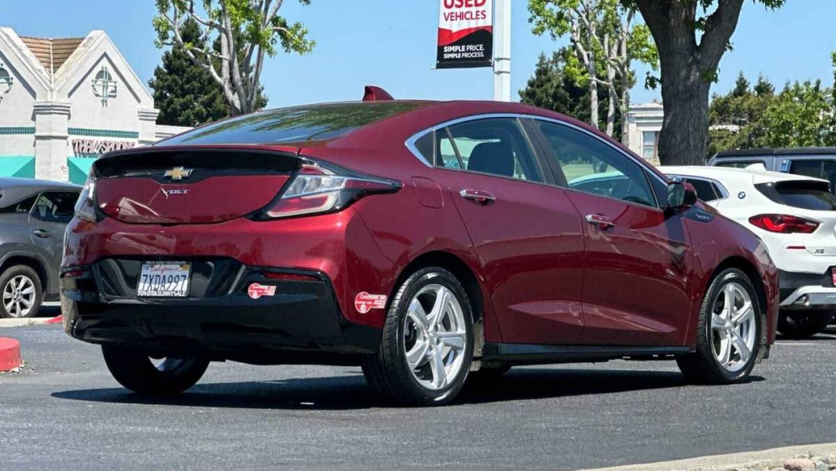 2017 Chevrolet VOLT 1G1RC6S52HU189659