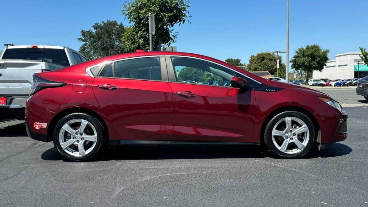 2017 Chevrolet VOLT 1G1RC6S52HU189659