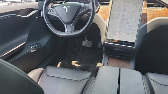 2018 Tesla Model S 5YJSA1E25JF268308