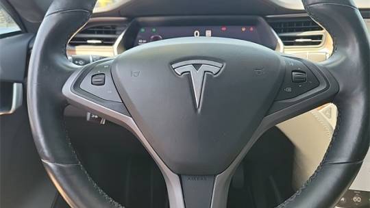 2018 Tesla Model S 5YJSA1E25JF268308