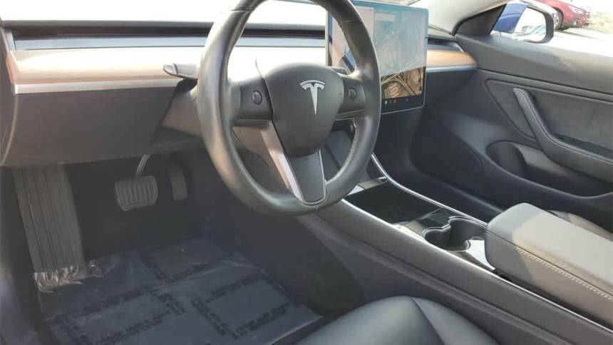 2018 Tesla Model 3 5YJ3E1EA0JF043181