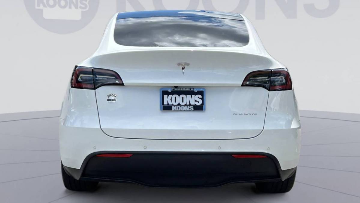 2020 Tesla Model Y 5YJYGDEE9LF030761