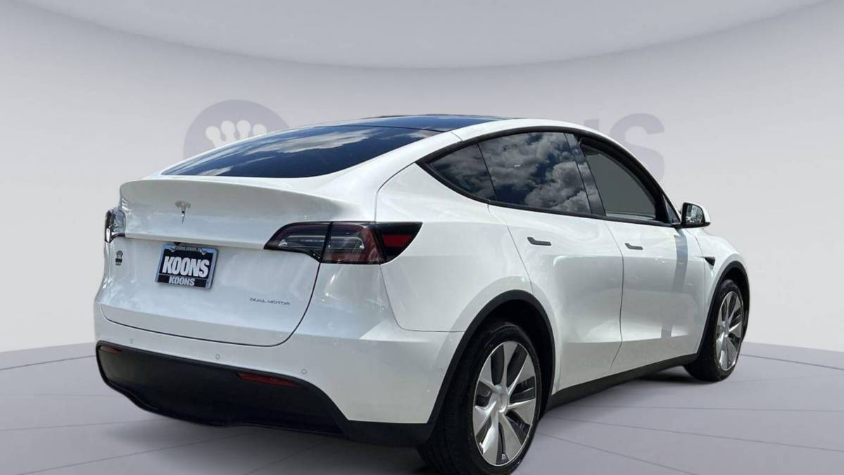 2020 Tesla Model Y 5YJYGDEE9LF030761