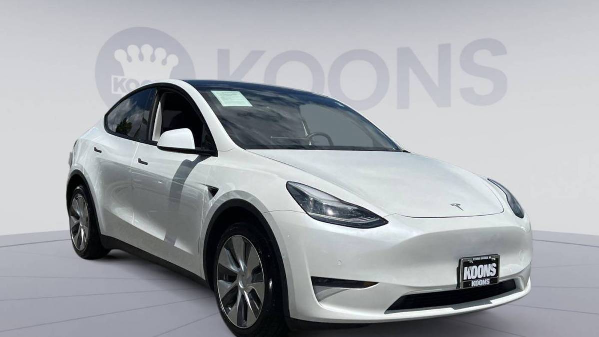 2020 Tesla Model Y 5YJYGDEE9LF030761