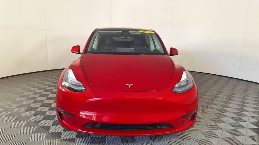 2021 Tesla Model Y 5YJYGDEE1MF190909