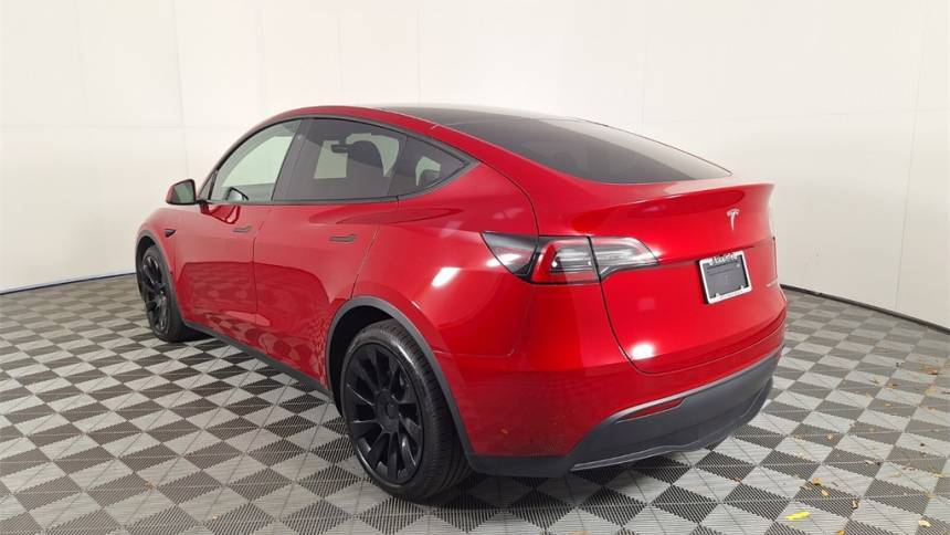 2021 Tesla Model Y 5YJYGDEE1MF190909