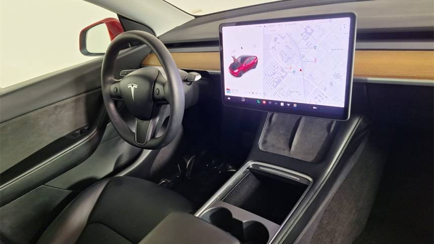 2021 Tesla Model Y 5YJYGDEE1MF190909