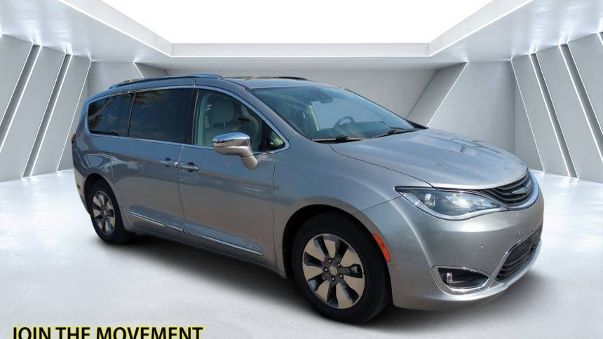 2018 Chrysler Pacifica Hybrid 2C4RC1N74JR105514