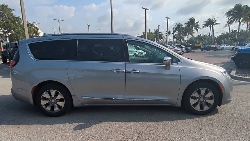 2018 Chrysler Pacifica Hybrid 2C4RC1N74JR105514