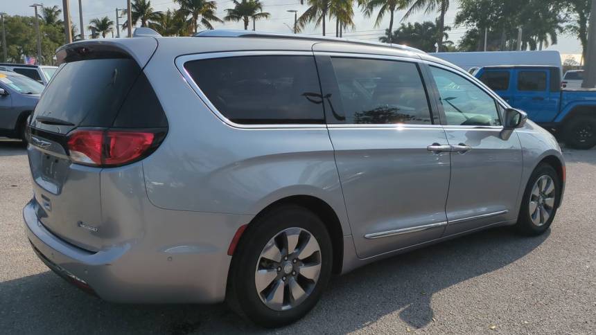 2018 Chrysler Pacifica Hybrid 2C4RC1N74JR105514