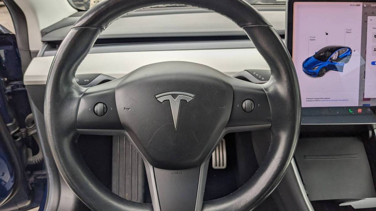 2018 Tesla Model 3 5YJ3E1EB4JF055679