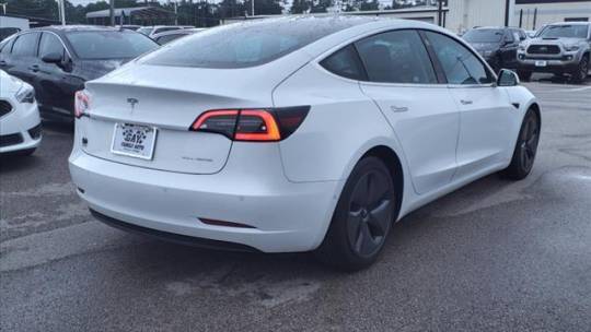 2019 Tesla Model 3 5YJ3E1EB5KF494083