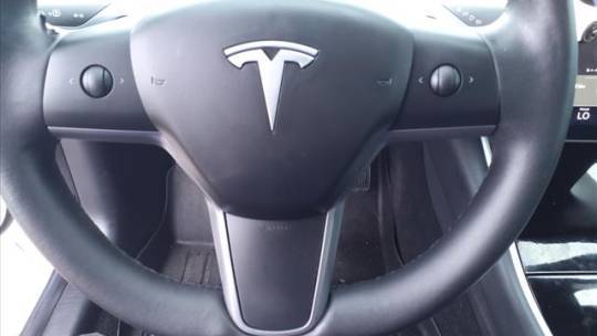 2019 Tesla Model 3 5YJ3E1EB5KF494083