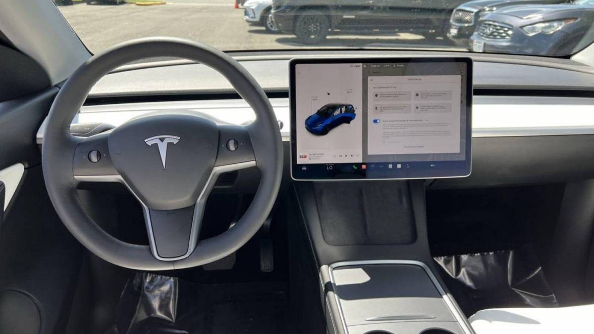 2021 Tesla Model Y 5YJYGAEE2MF179707