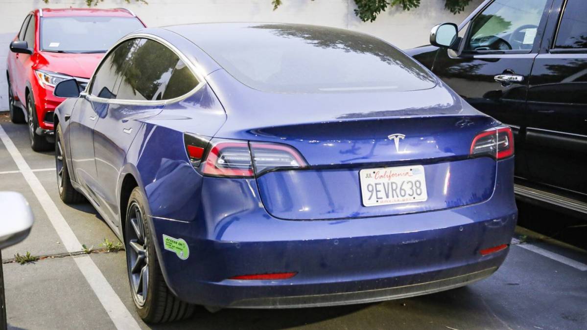 2019 Tesla Model 3 5YJ3E1EA2KF417694