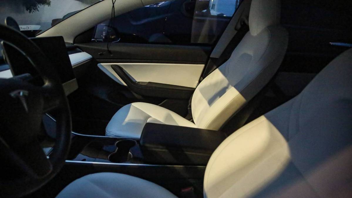 2019 Tesla Model 3 5YJ3E1EA2KF417694