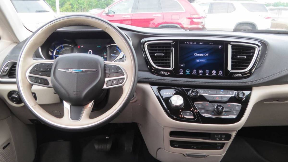 2020 Chrysler Pacifica Hybrid 2C4RC1N71LR267751