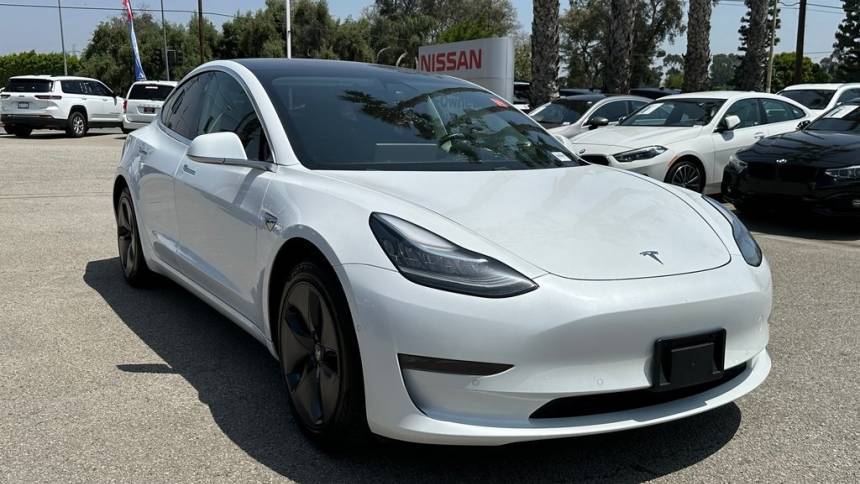 2018 Tesla Model 3 5YJ3E1EA1JF040936