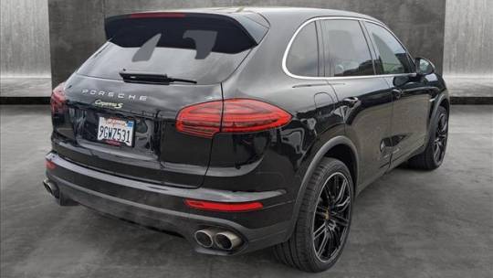 2016 Porsche Cayenne WP1AE2A28GLA18321