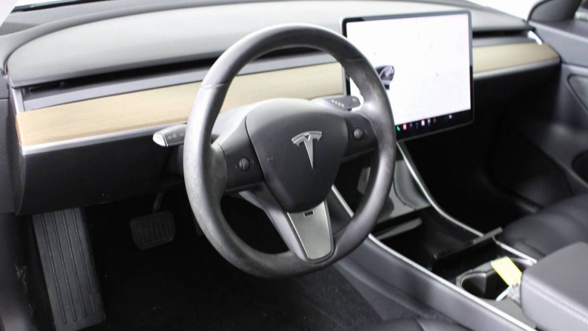 2019 Tesla Model 3 5YJ3E1EA0KF484312