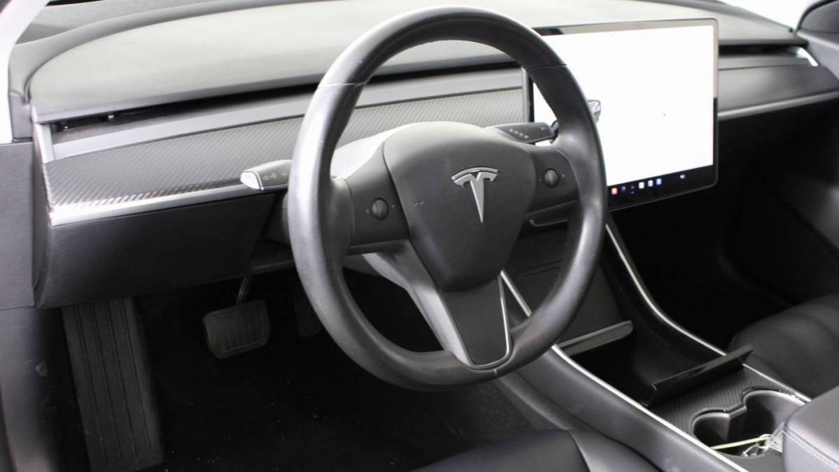 2019 Tesla Model 3 5YJ3E1EA3KF396046