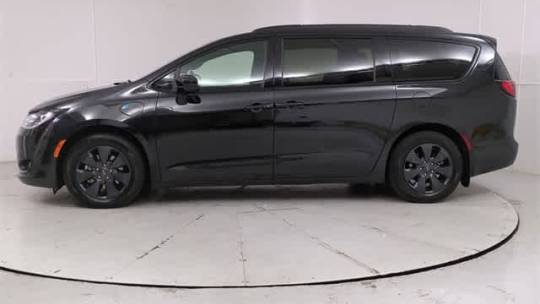 2020 Chrysler Pacifica Hybrid 2C4RC1L77LR193285