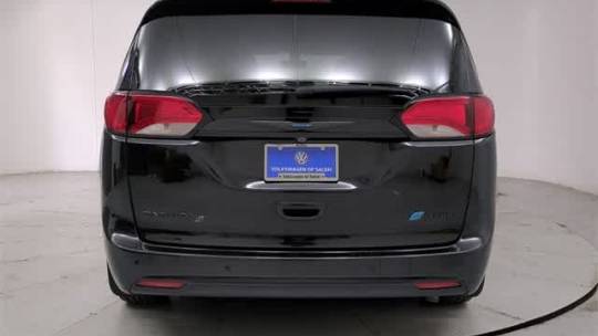 2020 Chrysler Pacifica Hybrid 2C4RC1L77LR193285