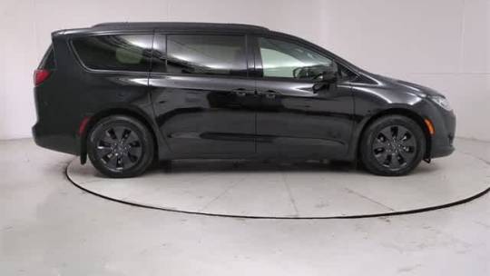 2020 Chrysler Pacifica Hybrid 2C4RC1L77LR193285