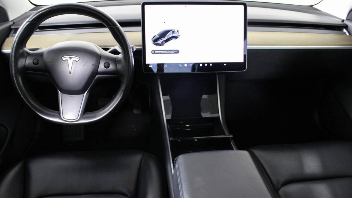 2018 Tesla Model 3 5YJ3E1EA5JF062681