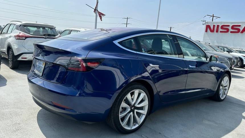 2017 Tesla Model 3 5YJ3E1EA2HF002576