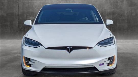 2018 Tesla Model X 5YJXCBE22JF138394