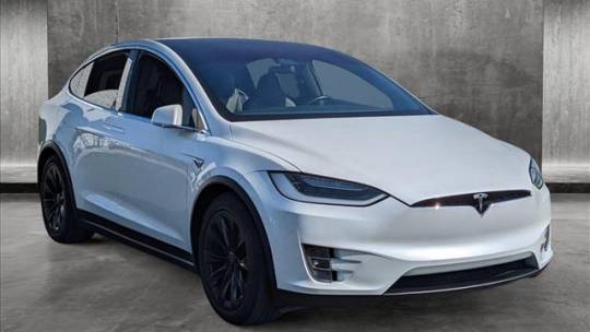 2018 Tesla Model X 5YJXCBE22JF138394