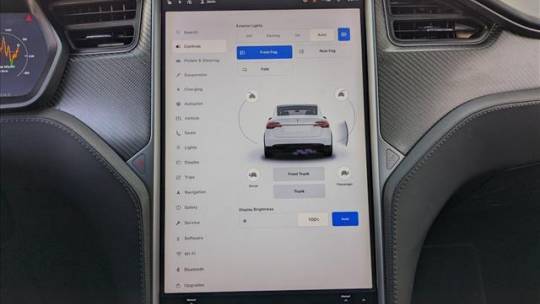 2018 Tesla Model X 5YJXCBE22JF138394