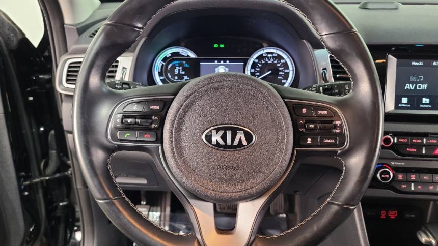 2018 Kia Niro KNDCM3LD6J5205523