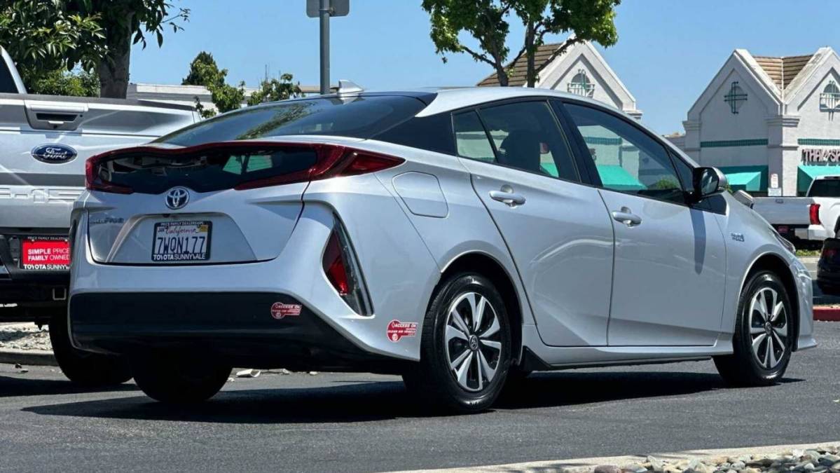 2017 Toyota Prius Prime JTDKARFP2H3004883