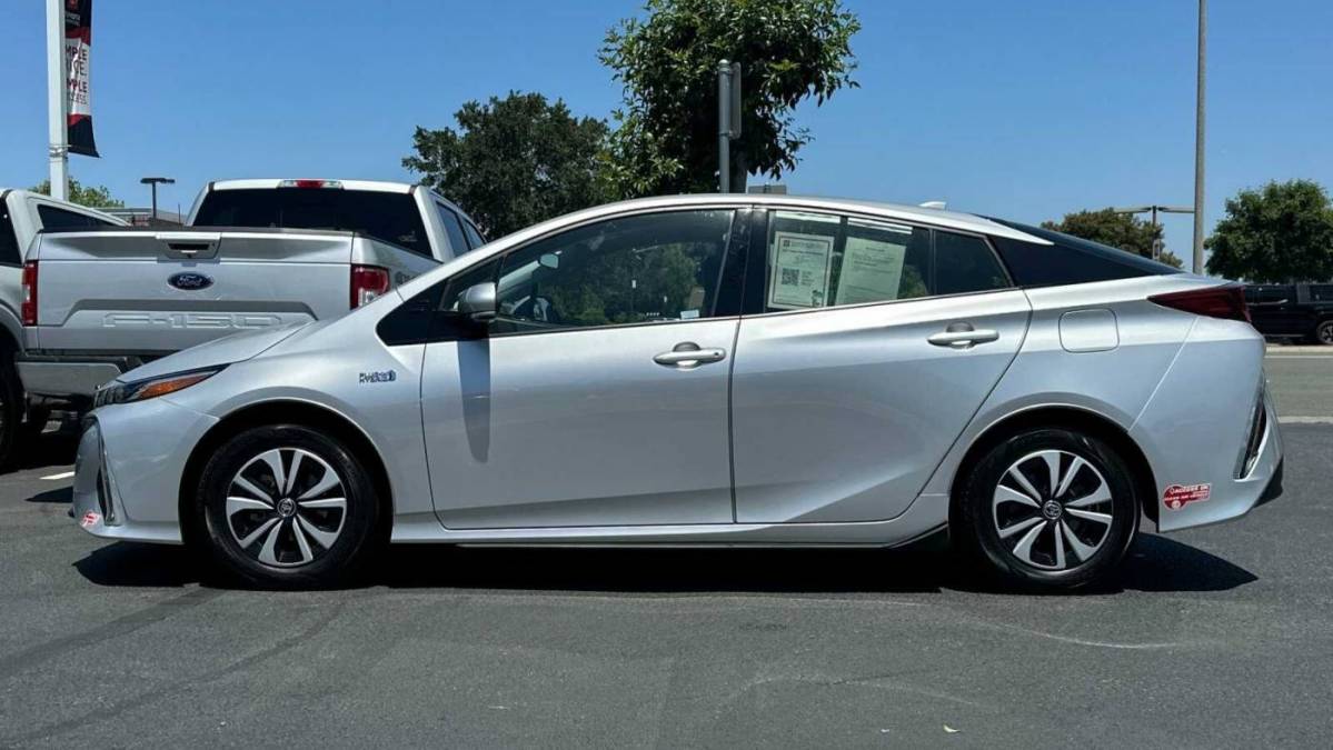 2017 Toyota Prius Prime JTDKARFP2H3004883