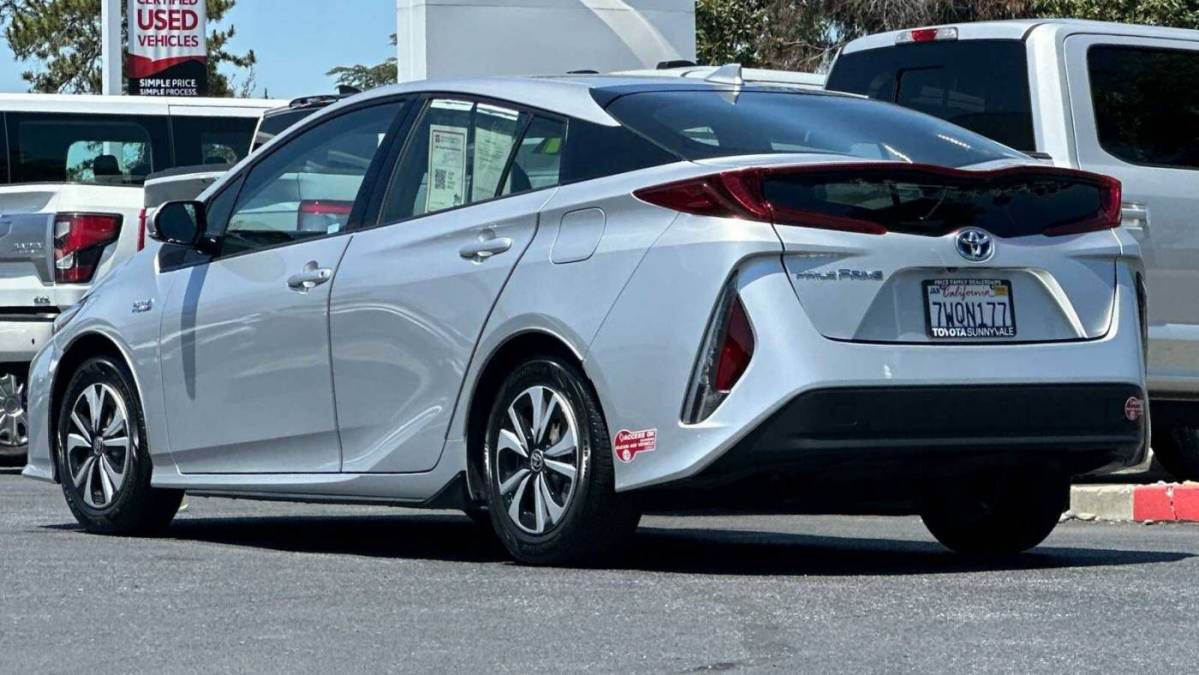 2017 Toyota Prius Prime JTDKARFP2H3004883